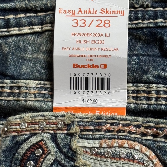 Rock Revival Collector Edition Eilish - Picture 6 of 14